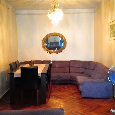 Apartment Rusudan Batumi Eksteriør billede