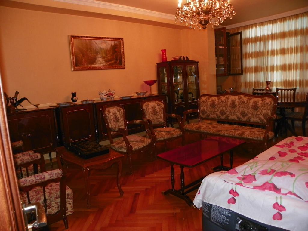 Apartment Rusudan Batumi Værelse billede