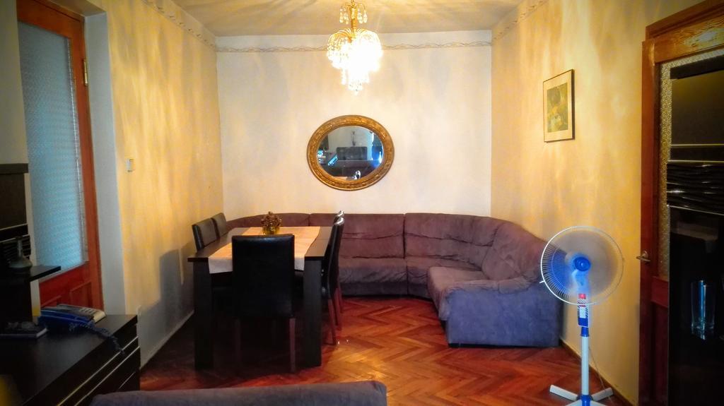 Apartment Rusudan Batumi Eksteriør billede